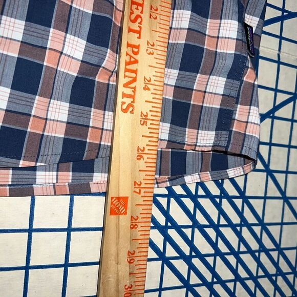 Patagonia Plaid Shirt Men's Size Large Blue Orange Short Sleeve Organic Cotton - Picture 6 of 7